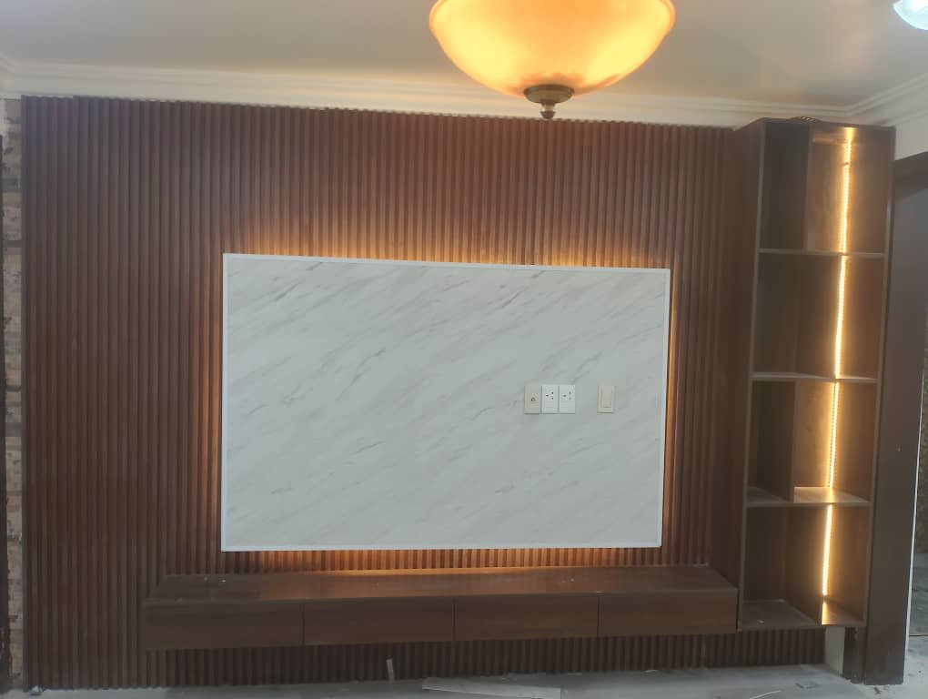 ديكورات خشبية